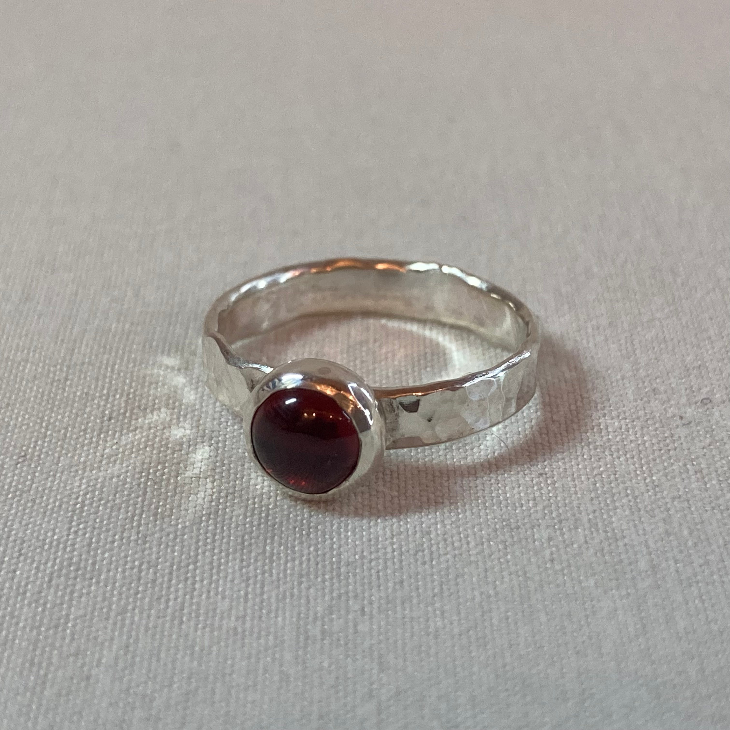 garnet in silver ~ size 4