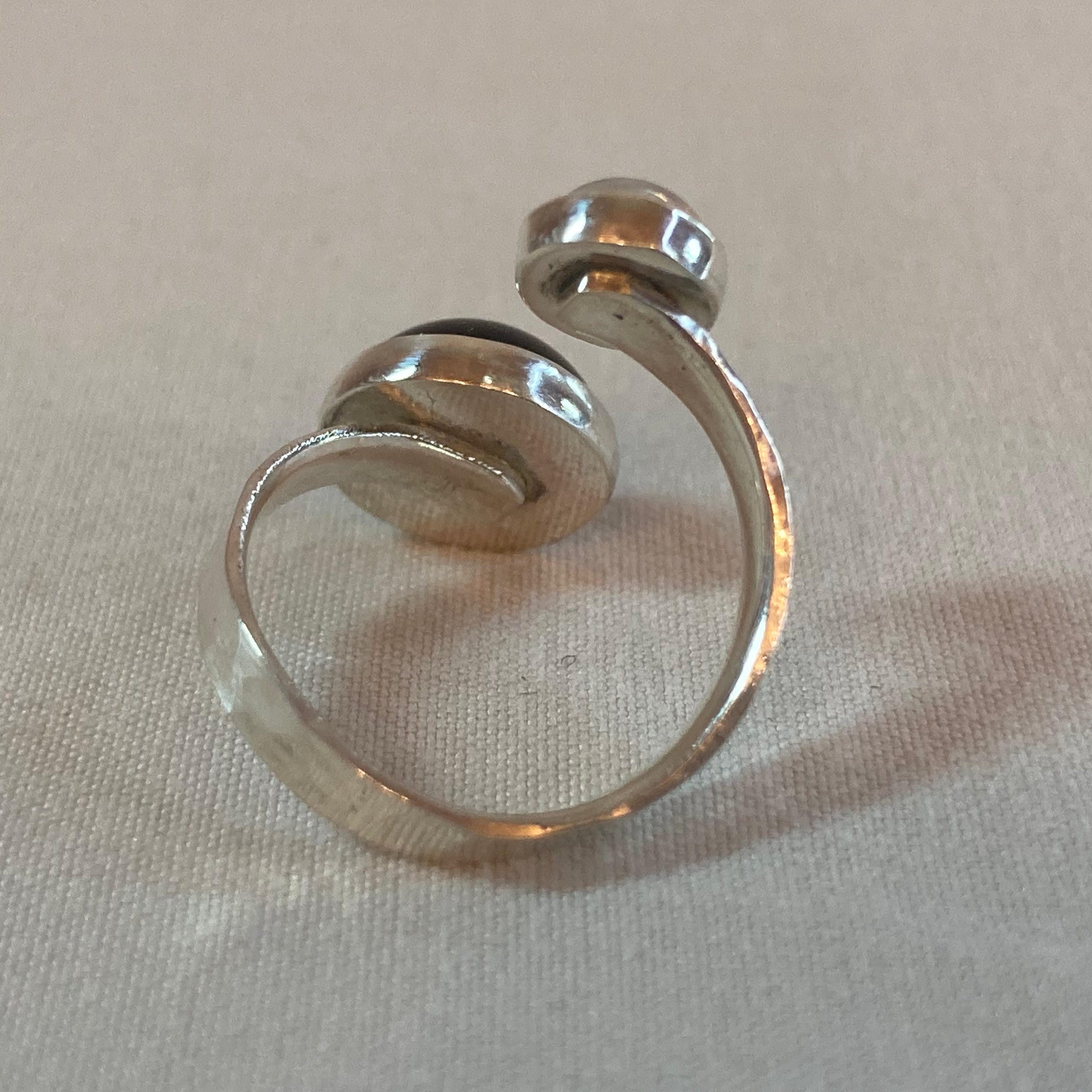 moonstone and onyx in silver ~ size 5