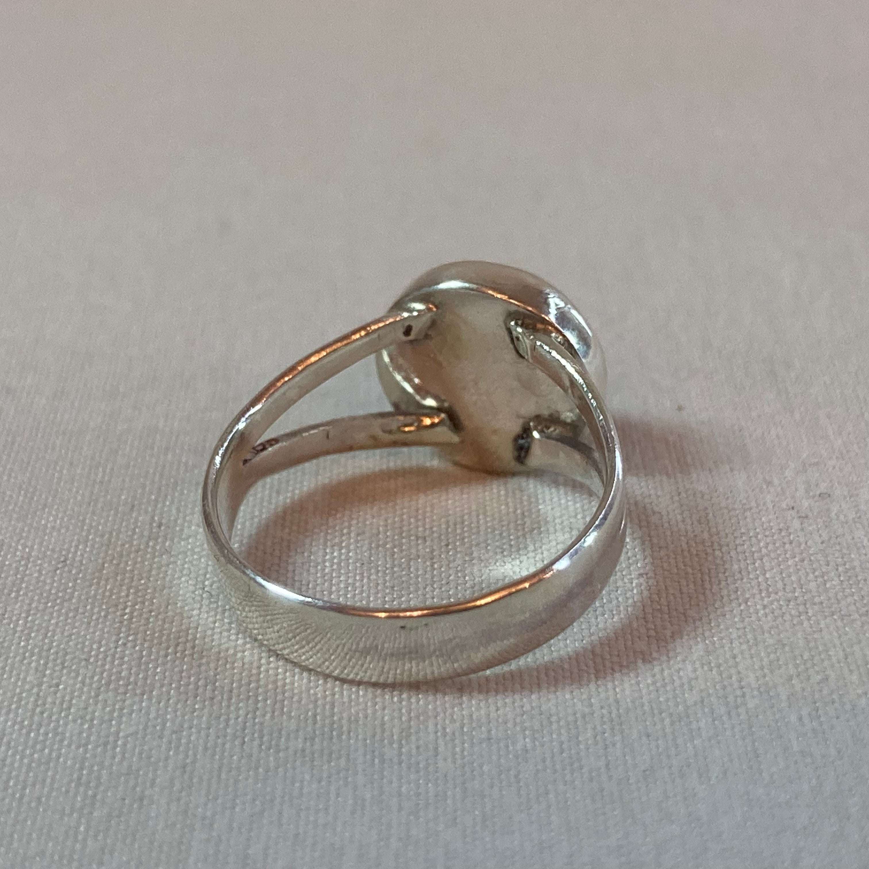 onyx in silver ~ size 5