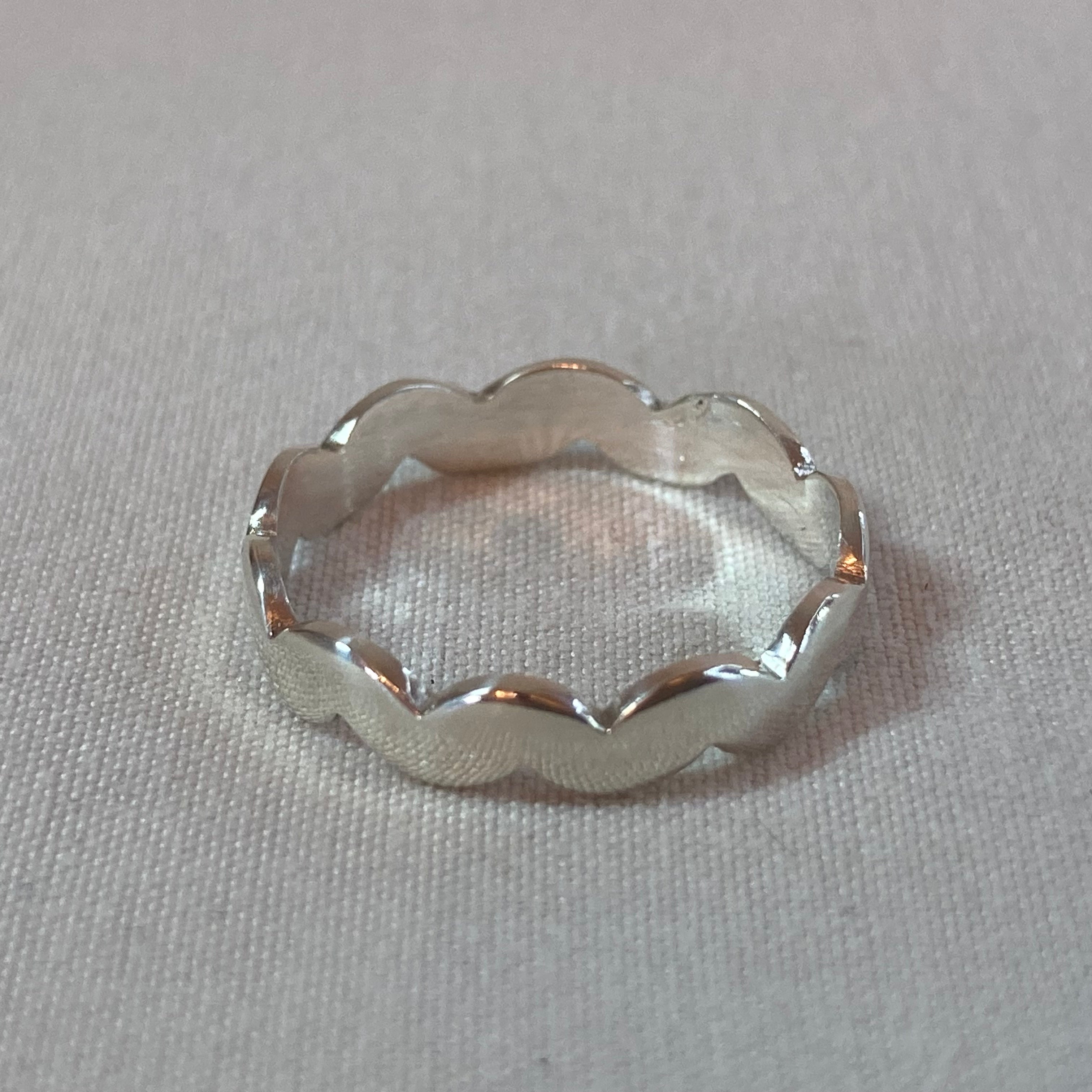 wavy silver band ~ size 5.5